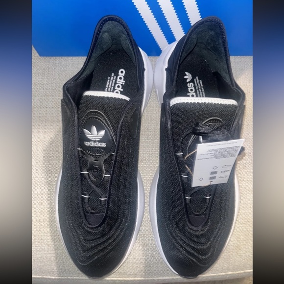 MEN'S ADIDAS ADIFOM SLTN Core Black / Core Black / Cloud White HP6477 Shoes - Picture 4 of 6